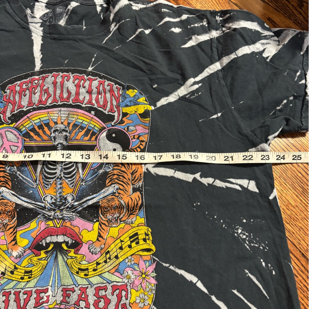 Affliction | Live Fast Festival T-Shirt Black White Sunburst Multi Women’s Sz L - Picture 7 of 7